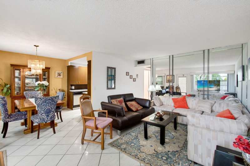 2 bedroom Condominium at 3014 Exeter A, Century Village , Boca Raton — photo 1