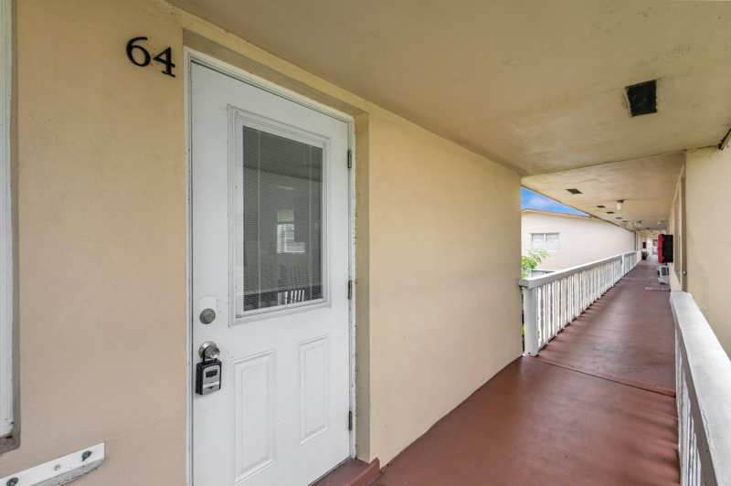 2 bedroom Condominium at 64 Coventry C, Coventry Condo, West Palm Beach — photo 1