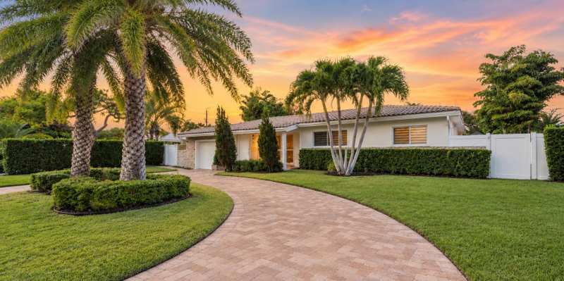3 bedroom Single Family Residence at 2205 NE 30th Street, Lighthouse Point 4th Sec, Lighthouse Point — photo 1