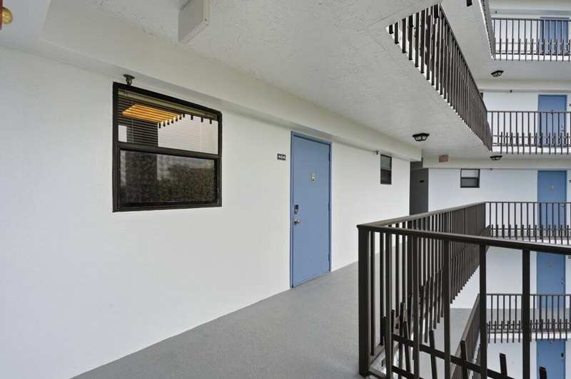 1 bedroom Condominium at 4640 Lucerne Lakes Boulevard #404, Sunrise Of Palm Beach Condo 1,2,3,4, 14 And 17, Lake Worth — photo 1