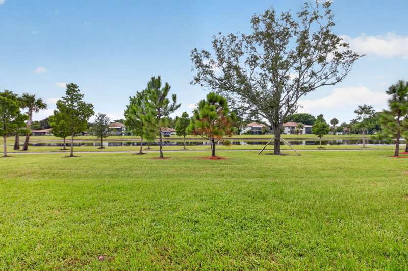 2 bedroom Villa at 5810 Areca Palm #B, Palm Greens At Via Del Ray Condo II, Delray Beach — photo 1