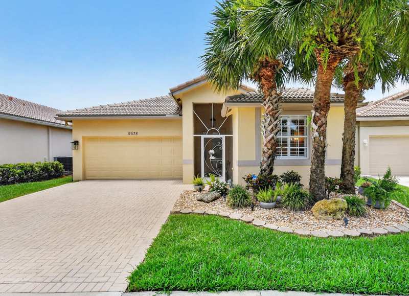 3 bedroom Single Family Residence at 9575 Sandpiper Shores Way, Baywinds Rpd 12, West Palm Beach — photo 1
