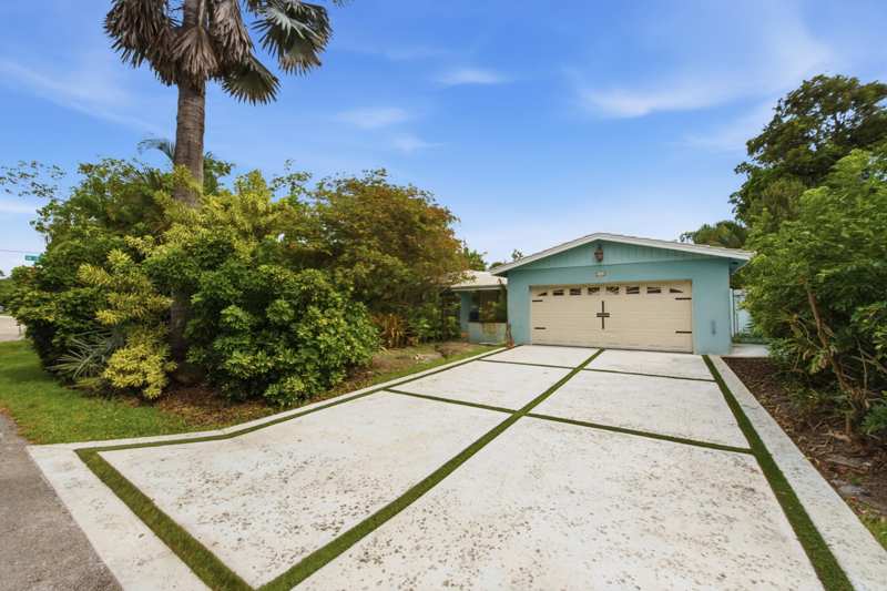 3 bedroom Single Family Residence at 1421 SW 13th Street, South Fork Estates, Fort Lauderdale — photo 1
