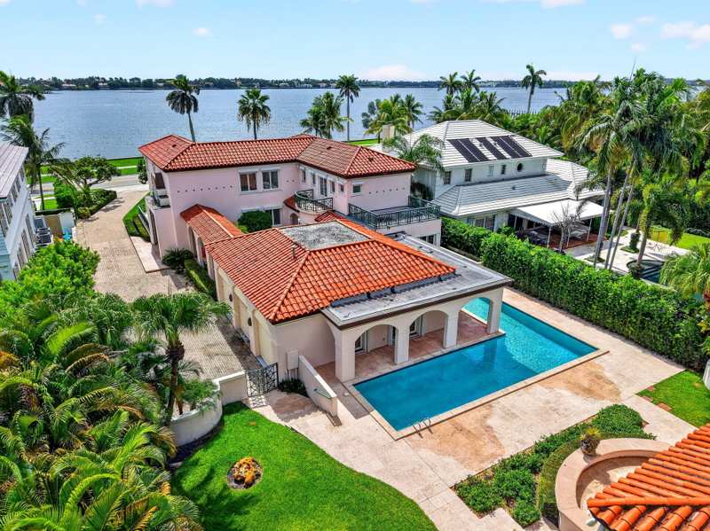 3 bedroom Single Family Residence at 5011 S Flagler Drive, Little Ranches, West Palm Beach — photo 1