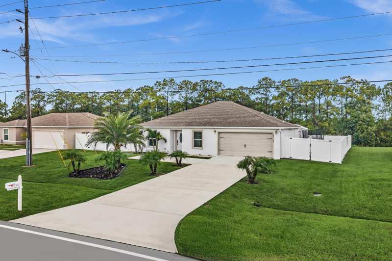 3 bedroom Single Family Residence at 2518 SW Savage Boulevard, Port St Lucie Section 35, Port St. Lucie — photo 1