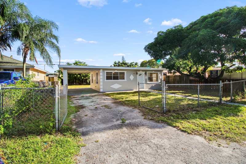 2 bedroom Single Family Residence at 4546 Carver Street, Kenwood, Kenwood Estates — photo 1