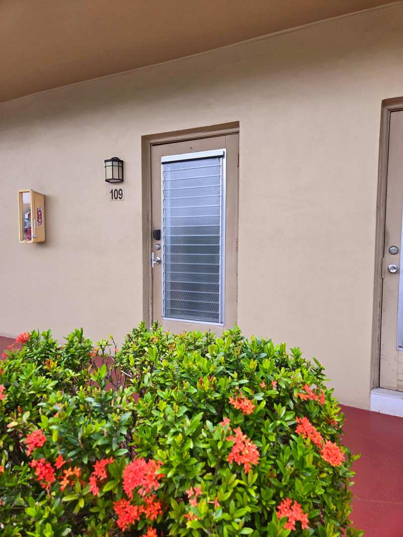 2 bedroom Condominium at 5071 W Oakland Park Boulevard #109, Geranium Gardens Condo, Lauderdale Lakes — photo 1