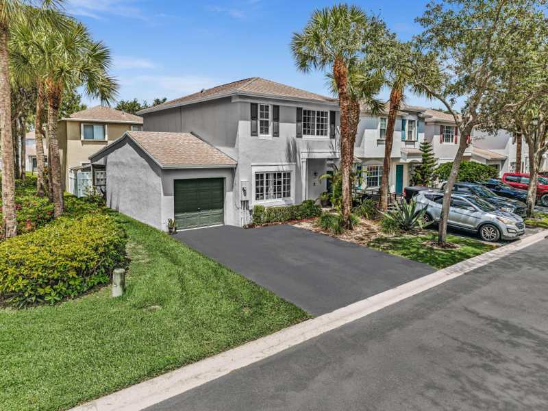3 bedroom Townhouse at 6001 Harbor Isle Way #494, Land Section 8, Tamarac — photo 1