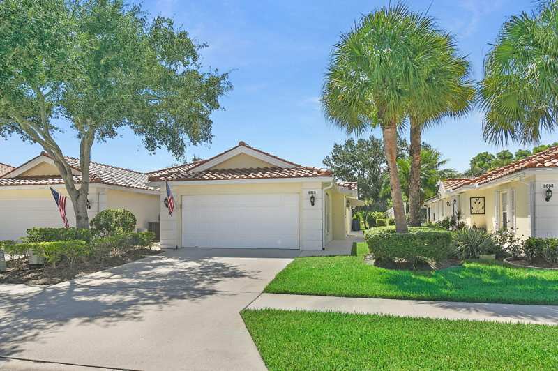 2 bedroom Villa at 8016 SE Peppercorn Court, Double Tree, Hobe Sound — photo 1