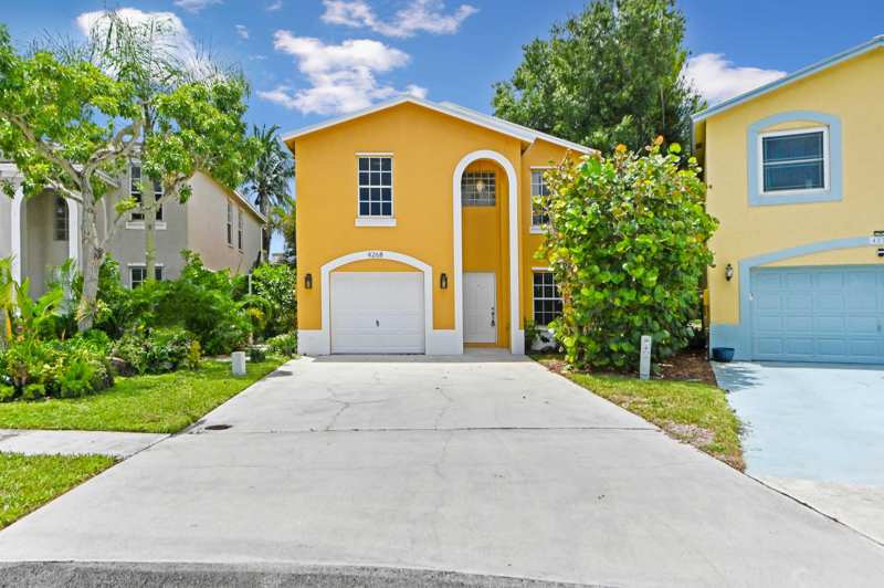 3 bedroom Single Family Residence at 4268 Pine Hollow Circle, Pine Hollow Estates, Greenacres — photo 1