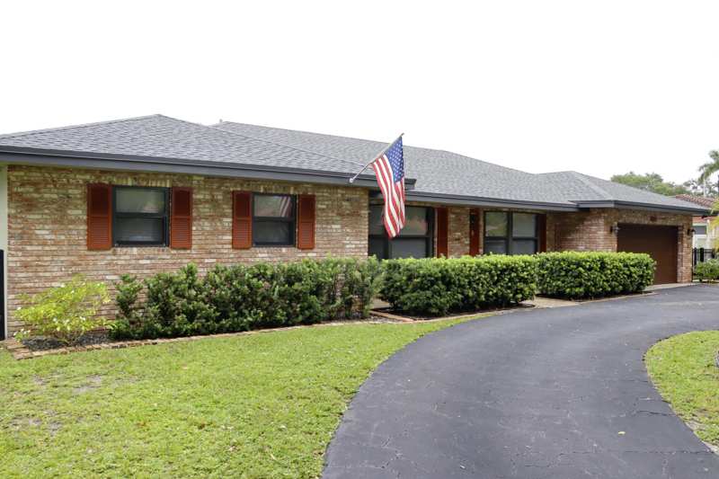 4 bedroom Single Family Residence at 820 NW 73rd Terrace, Plantations Secluded Gardens, Plantation — photo 1