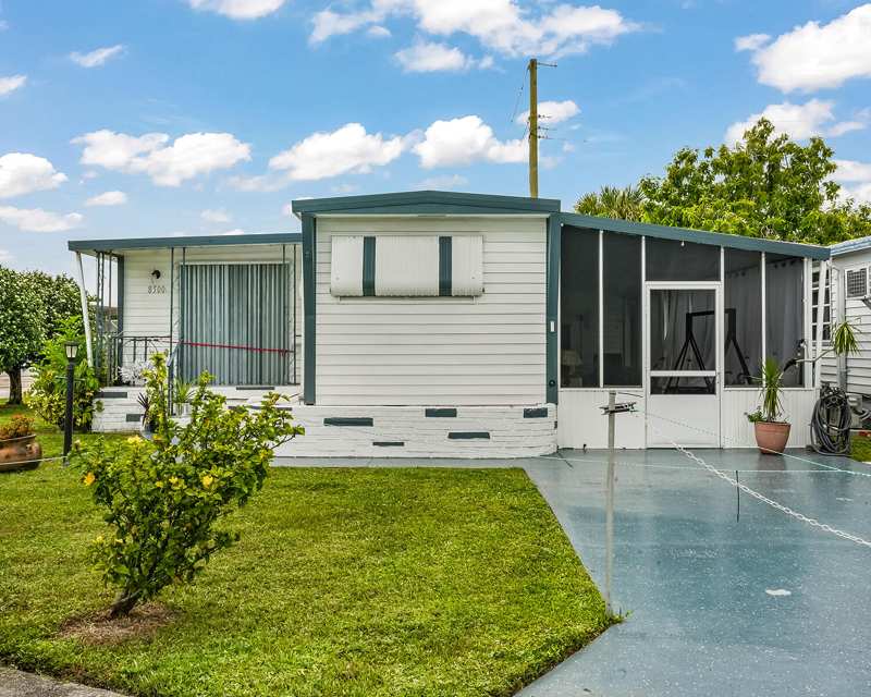 3 bedroom Mobile Home at 8500 SW 18th Place, Park City Sec Two, Davie — photo 1