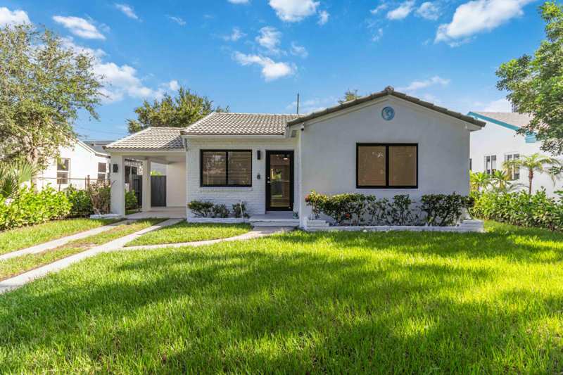 2 bedroom Single Family Residence at 431 52nd Street, North Palm Bch 3, West Palm Beach — photo 1