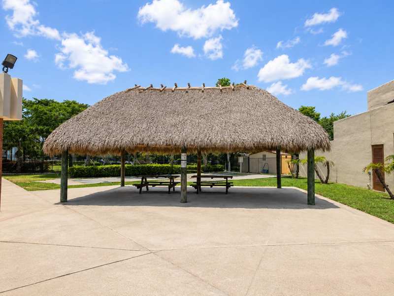 2 bedroom Condominium at 3051 Sunrise Lakes Drive #203, Sunrise Lakes, Sunrise — photo 1