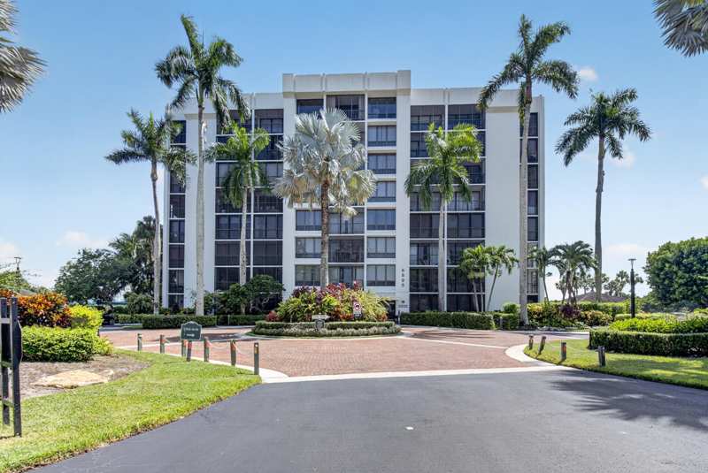 2 bedroom Condominium at 6895 Willow Wood Drive #1066, Willow Wood Midrise Condo, Boca Raton — photo 1