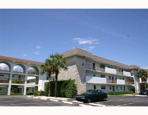 1 bedroom Condominium at 5601 NW 2nd Avenue #326, Boca Teeca Condo 1, Boca Raton — photo 1