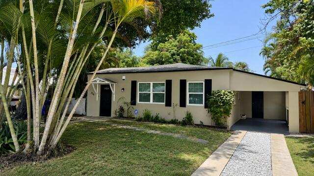 3 bedroom Single Family Residence at 716 SW 19th Street, Pinehurst Rev Pl Of Portions, Fort Lauderdale — photo 1