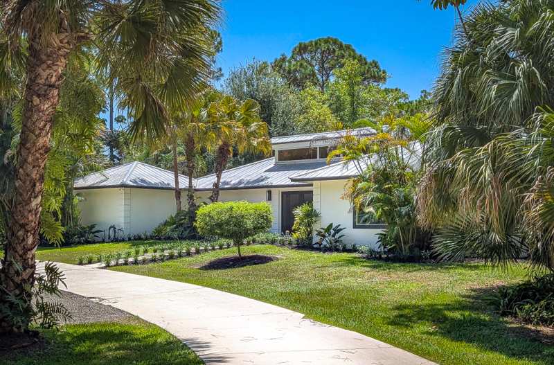 4 bedroom Single Family Residence at 8166 150th Court, Palm Beach Country Estates, Palm Beach Gardens — photo 1