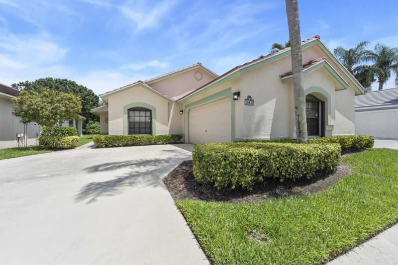 3 bedroom Single Family Residence at 10430 Lexington Circle, Lexington Lakes, Boynton Beach — photo 1