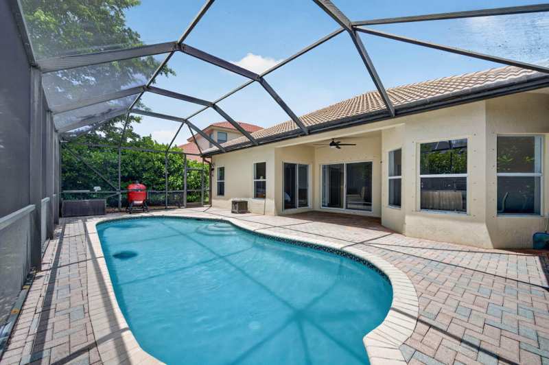 4 bedroom Single Family Residence at 11026 NW 62nd Court, Parkland Isles, Parkland — photo 1