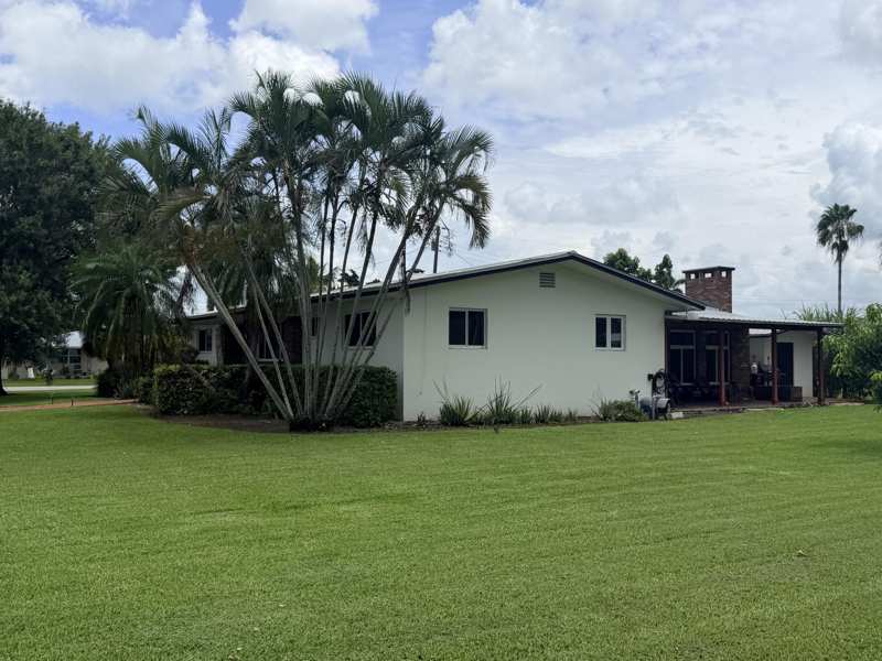 4 bedroom Single Family Residence at 955 NW 4th St Street, Northmoor Gardens Add B G In, Belle Glade — photo 1