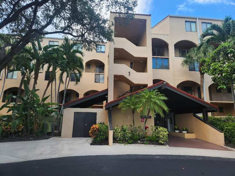 1 bedroom Condominium at 755 Dotterel Road #1206, Lavers Delray Racquet Club Condo, Delray Beach — photo 1