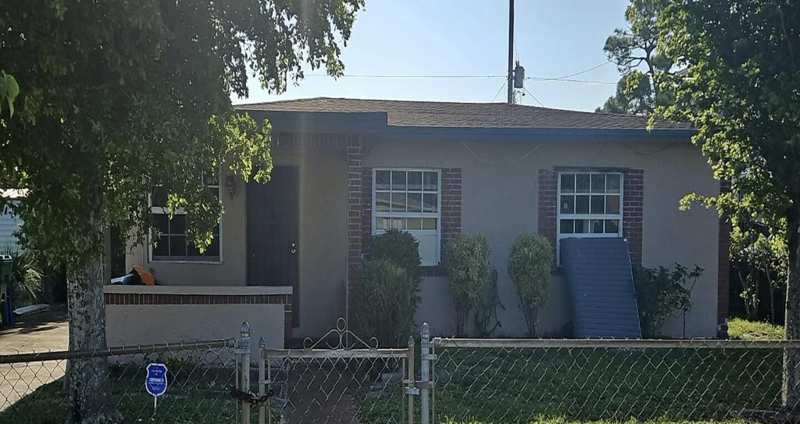 4 bedroom Single Family Residence at 430 NW 30th Avenue, Boulevard Gardens First Add, Fort Lauderdale — photo 1