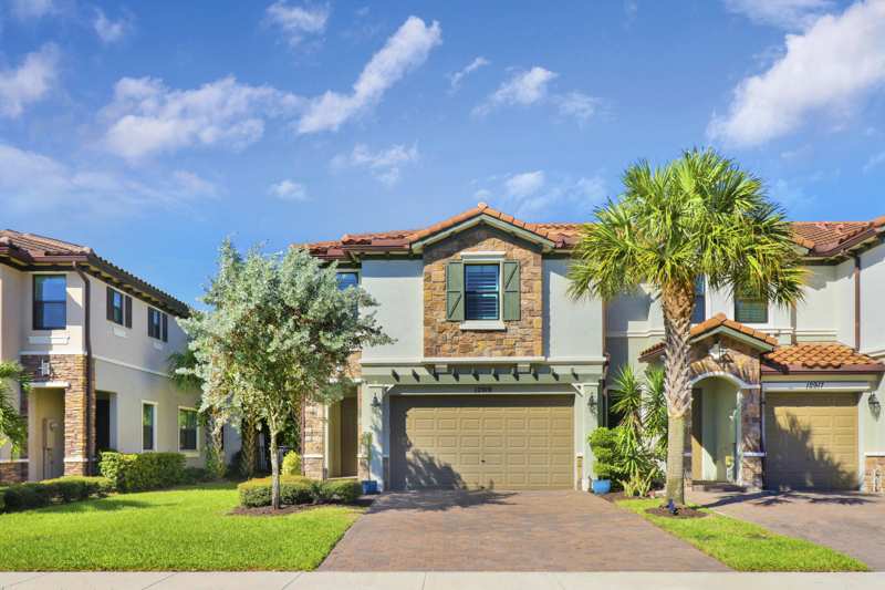 4 bedroom Townhouse at 12919 Anthorne Lane, Cambria Parc, Boynton Beach — photo 1