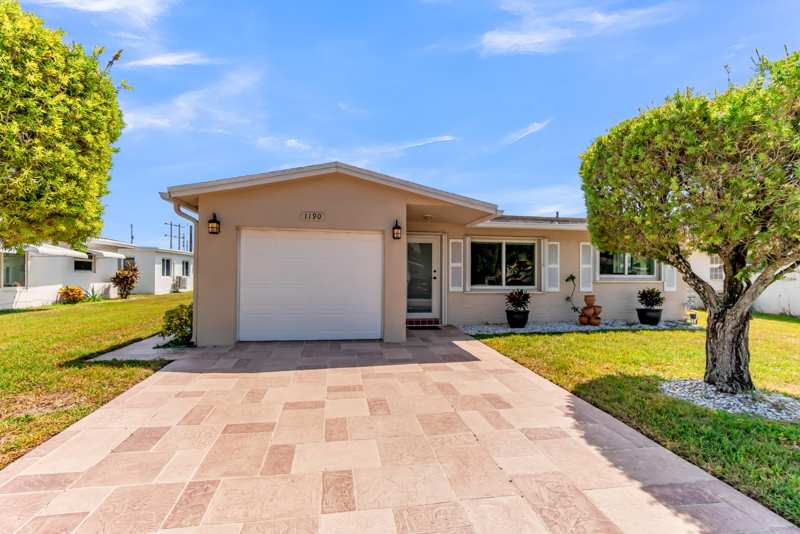 2 bedroom Single Family Residence at 1190 NW 72nd Terrace, Paradise Gardens Sec 4, Margate — photo 1