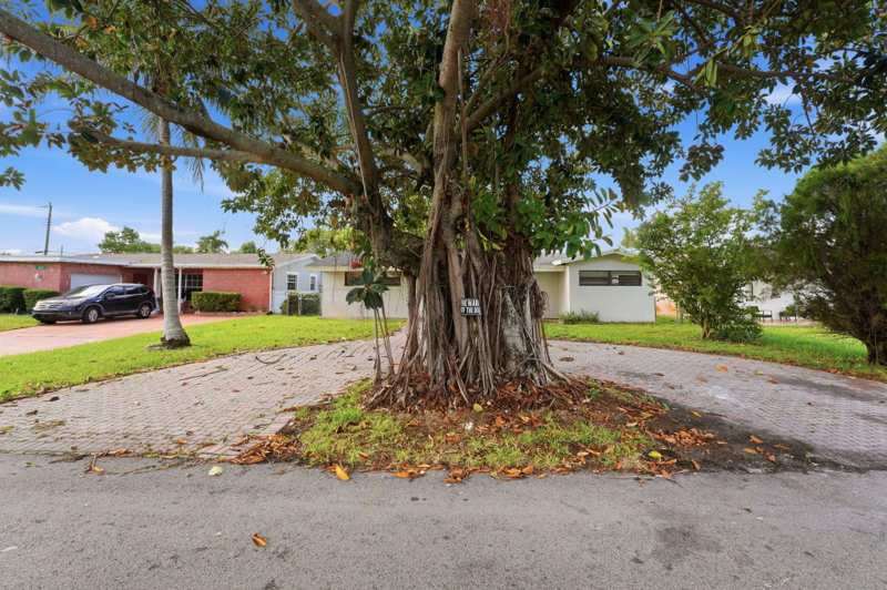 3 bedroom Single Family Residence at 6516 SW 33rd Street, Miramar Isles Sec 3, Miramar — photo 1