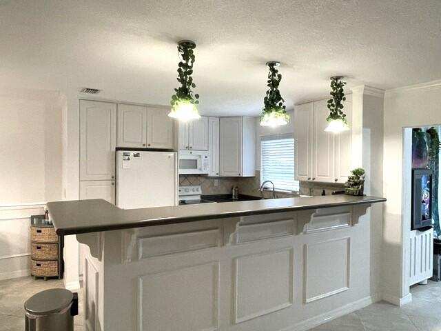 1 bedroom Condominium at 1080 North Drive #B, High Point Of Delray Sec 5 Condo, Delray Beach — photo 1