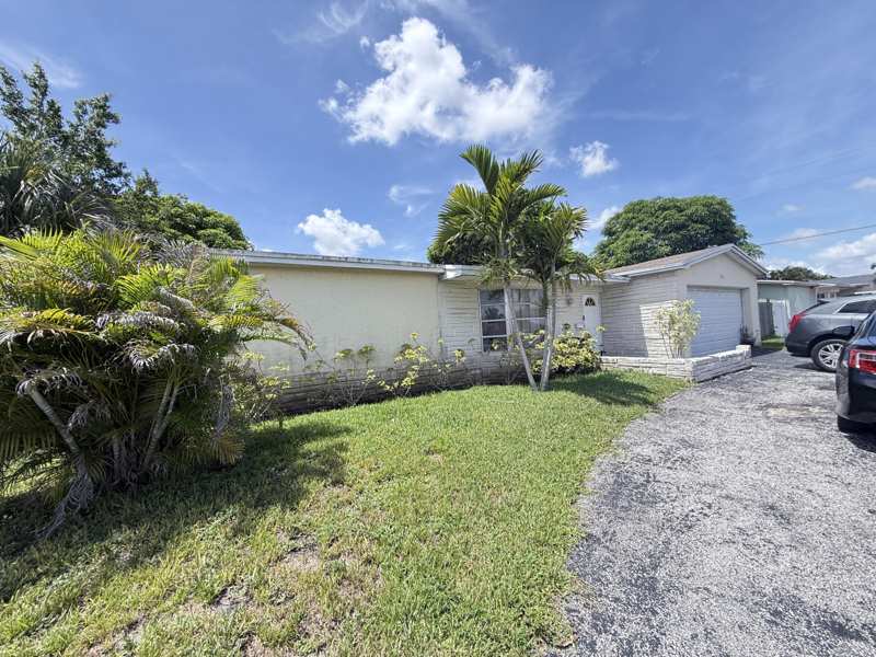 4 bedroom Single Family Residence at 3132 NW 39th Court, Oriole Estates Sec 8, Lauderdale Lakes — photo 1