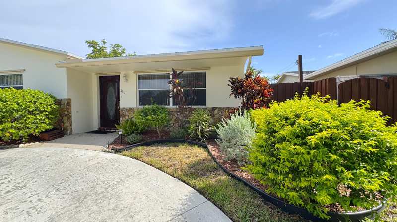 3 bedroom Single Family Residence at 310 SE 4th Terrace, Dania Highlands, Dania Beach — photo 1