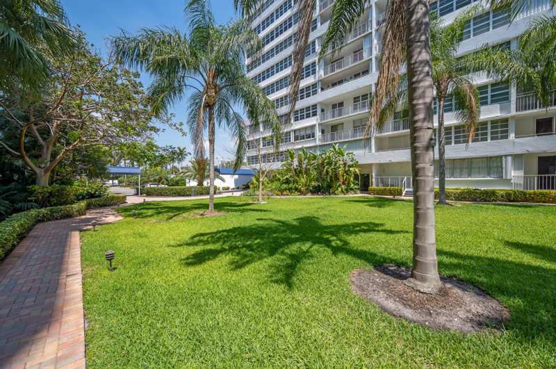 2 bedroom Condominium at 1170 N Federal Highway #312, East Point Towers Condo, Fort Lauderdale — photo 1