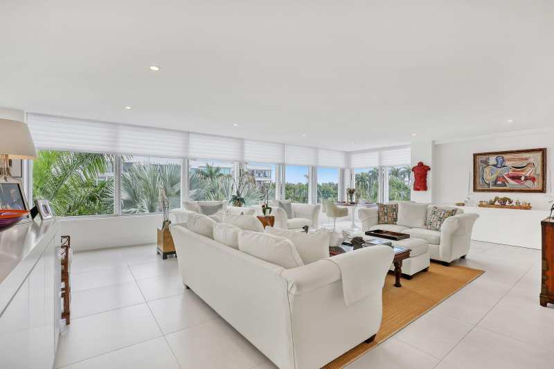 2 bedroom Condominium at 44 Cocoanut Row #507B, Palm Beach Towers Condo, Palm Beach — photo 1