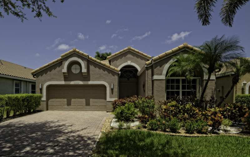 3 bedroom Single Family Residence at 10052 Diamond Lake Drive, The Club at Indian Lakes, Boynton Beach — photo 1