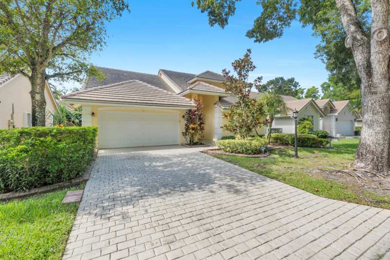 4 bedroom Single Family Residence at 12720 NW 20th Court, Georgetown At Eagle Trace, Coral Springs — photo 1