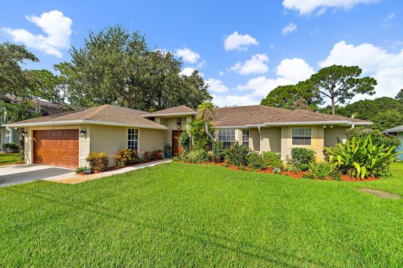 3 bedroom Single Family Residence at 4120 SW Belshaw Street, Port St Lucie Section 19, Port St. Lucie — photo 1