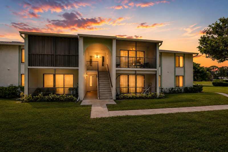 2 bedroom Condominium at 3744 Savoy Lane #E2, Palm Club West Village I, West Palm Beach — photo 1