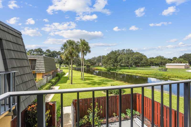 2 bedroom Townhouse at 3422 34th Way, Village Of Sandalwood Lakes 3, West Palm Beach — photo 1