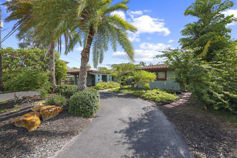 3 bedroom Single Family Residence at 2332 NE 17th Terrace, Middle River Manor, Wilton Manors — photo 1