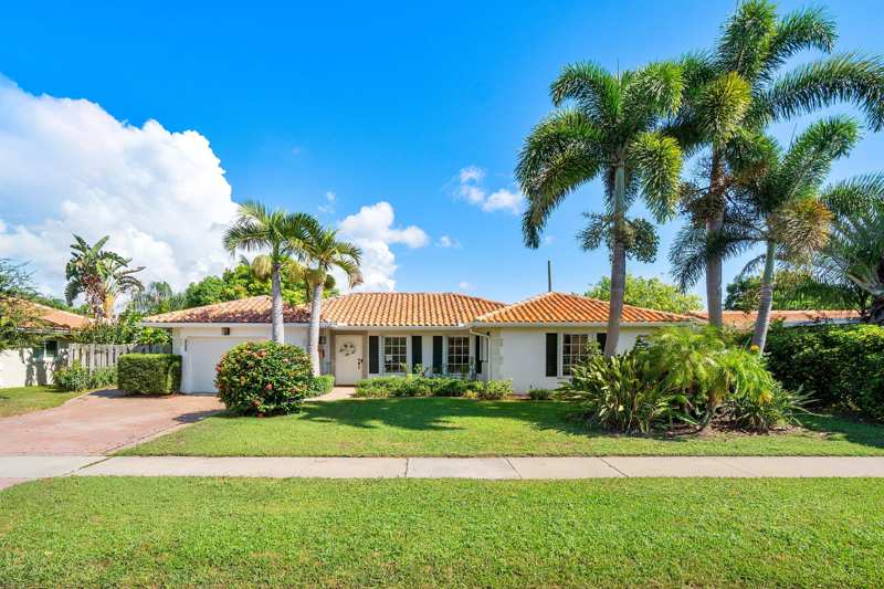 3 bedroom Single Family Residence at 943 SW 5th Street, Boca Raton Square Unit 1, Boca Raton — photo 1
