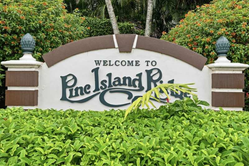 2 bedroom Condominium at 9325 Lagoon Place #405, Poinciana 9 Pine Island Ridge, Davie — photo 1