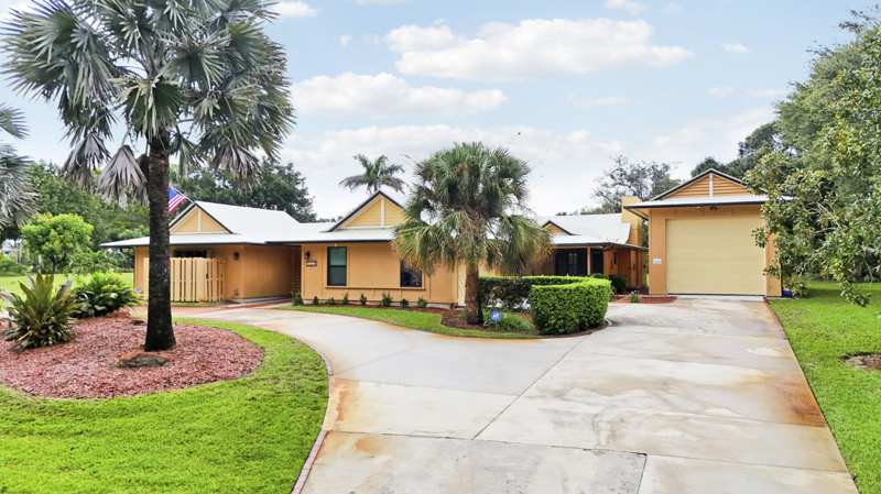 3 bedroom Single Family Residence at 3459 SW Woodcreek Trail, Canoe Creek, Palm City — photo 1
