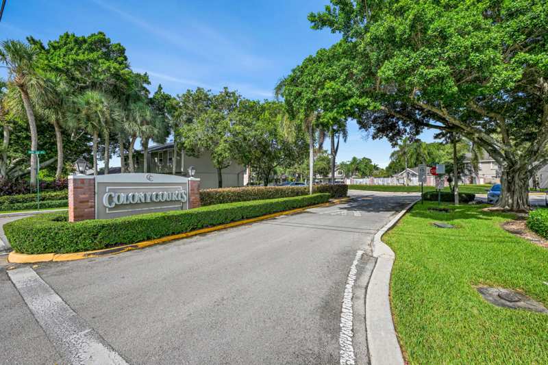 3 bedroom Townhouse at 12152 NW 36th Place, Twin Fountains Replat, Sunrise — photo 1