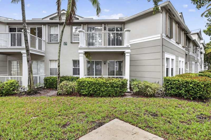 3 bedroom Condominium at 2103 Shoma Drive #122, Shoma Courtyards II At Royal Palm Condom, Royal Palm Beach — photo 1