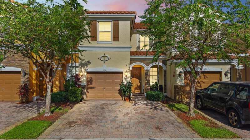 3 bedroom Townhouse at 130 Emerald Creek Terrace, Emerald Creek Townhomes, Plantation — photo 1