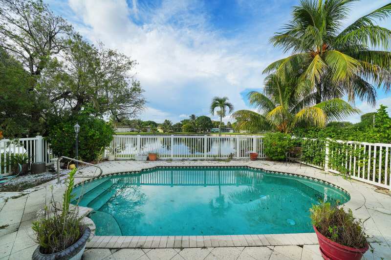 2 bedroom Single Family Residence at 6311 NW 72nd Avenue, Mainlands Of Tamarac Lakes, Tamarac — photo 1