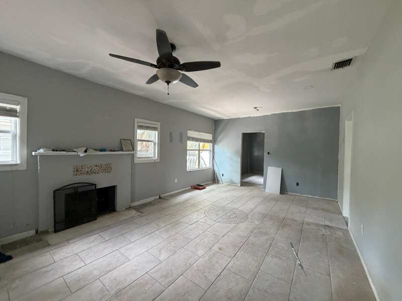 2 bedroom Single Family Residence at 631 37th Street #631, Northwood Add, West Palm Beach — photo 1