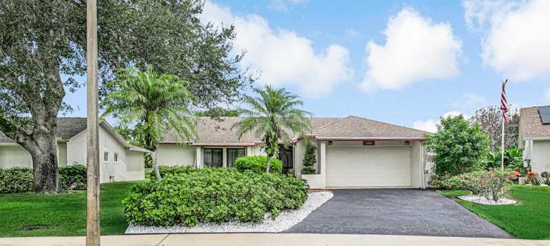 2 bedroom Single Family Residence at 10301 Greenbriar Court, Riviera, Boca Raton — photo 1